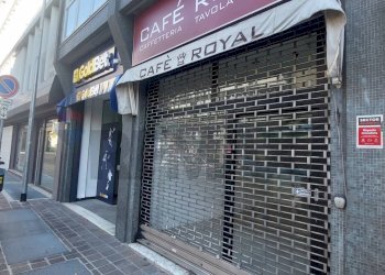 Edificio all\'aperto - Shop via manzoni
21, Monza - photo 2