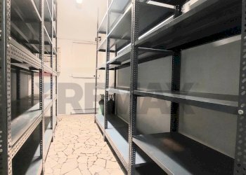 Dispensa di stoccaggio - Shop via manzoni
21, Monza - photo 16