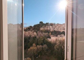 Edificio all\'aperto - Attico Salita della Riccia
 
2, Napoli - foto 27