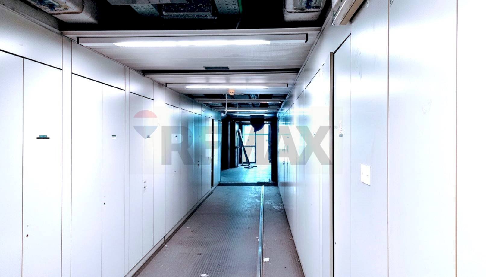 Hall / corridoio - Ufficio CENTRO DIREZIONALE IS.G3
4, Napoli - foto 3