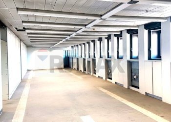 ufficio - Ufficio CENTRO DIREZIONALE IS.G3
 
4, Napoli - foto 9