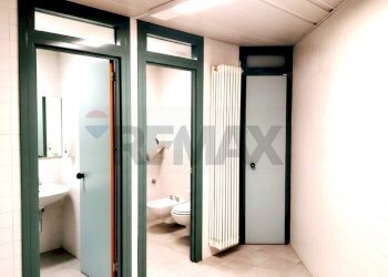 bagno - Ufficio CENTRO DIREZIONALE IS.G3
 
4, Napoli - foto 13