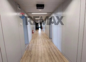 Hall / corridoio - Ufficio CENTRO DIREZIONALE IS.G3
 
4, Napoli - foto 16