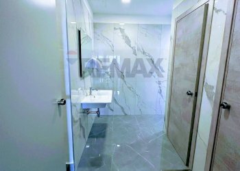 Bagno - Ufficio Centro Direzionale Is.G3
 
4, Napoli - foto 5