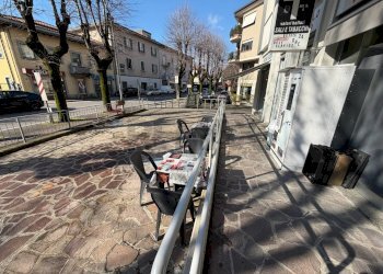 Edificio all\\\'aperto - Attività Commerciale Mazzini
32, Cisano Bergamasco - foto 16