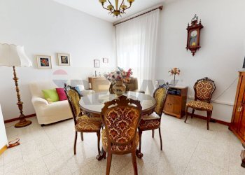 Sala da pranzo - Quadrilocale Via Corridoni
 
4, Vicenza - foto 1