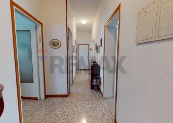 Hall / corridoio - Quadrilocale Via Corridoni
 
4, Vicenza - foto 8