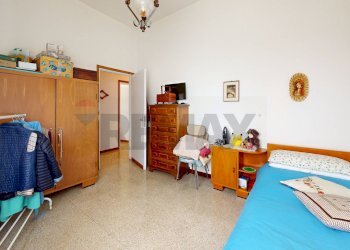 Camera / camera da letto - Quadrilocale Via Corridoni
 
4, Vicenza - foto 12