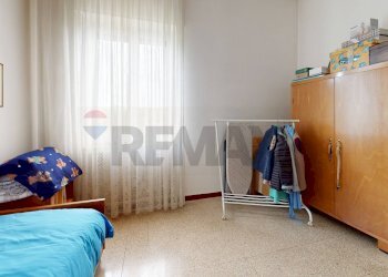 Camera / camera da letto - Quadrilocale Via Corridoni
 
4, Vicenza - foto 13