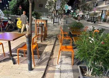 Terrazza - Locale Commerciale Viale XXIV Maggio
 
53, Vieste - foto 3