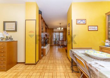 Hall / corridoio - Two-room apartment Viale Bruno Rizzieri
200, Roma - photo 3