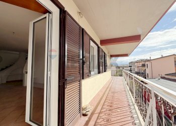 Balcone - Appartamento Via Pantano
 
8, Guidonia Montecelio - foto 15