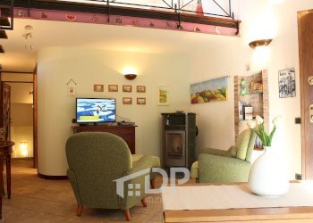 Foto 7 - Trilocale Via dell'Orologio
 
12, Moricone - foto 7