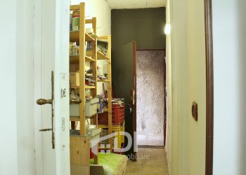 Foto 29 - Trilocale Via dell'Orologio
 
12, Moricone - foto 29