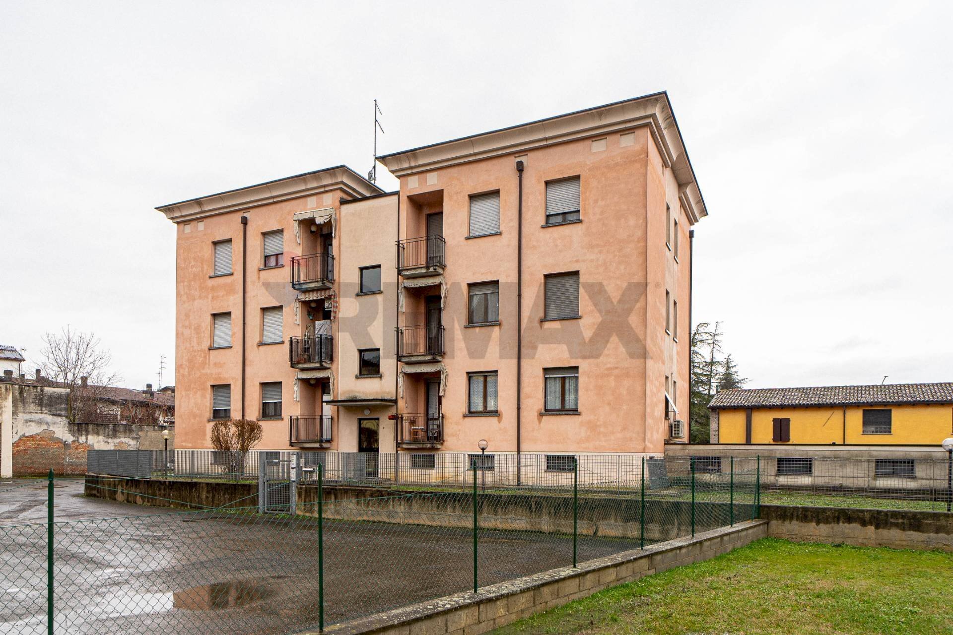 Edificio all\'aperto - Quadrilocale Via Battilocchi
 
9, Collecchio - foto 1