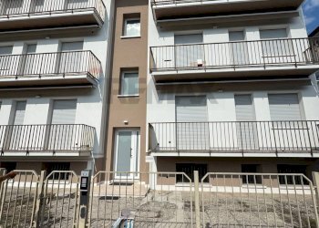 Edificio all\'aperto - Quadrilocale VIA venezia
18, Noventa Padovana - foto 1