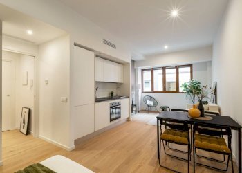 Foto 1 - Monolocale COLUCCIO SALUTATI
 
7, Milano - foto 1