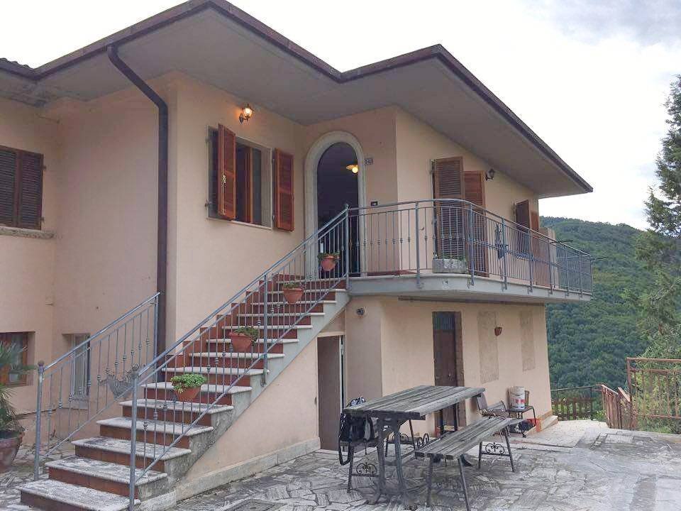 Foto 1 - Semi-detached house Frazione Lago, Ascoli Piceno - photo 1