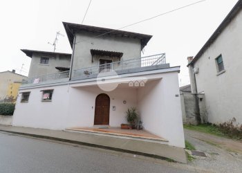 Foto 1 - Bilocale Via Dante Alighieri
 
4, Gambara - foto 1