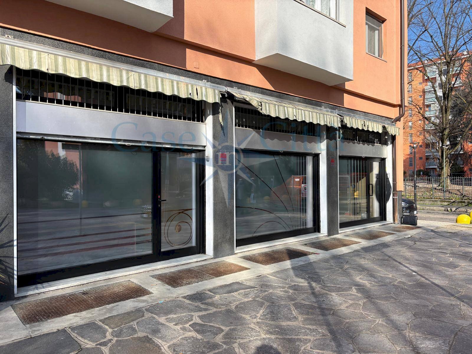 Foto 3 - Commercial Premises Via Ugo Betti
 
161, Milano - photo 3