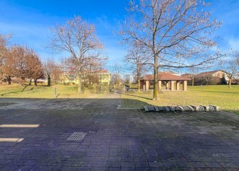 Giardino - Bilocale via Puccini
 
64, Cornate d'Adda - foto 29