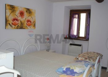 Camera / camera da letto - Two-room apartment Ventasso - photo 5