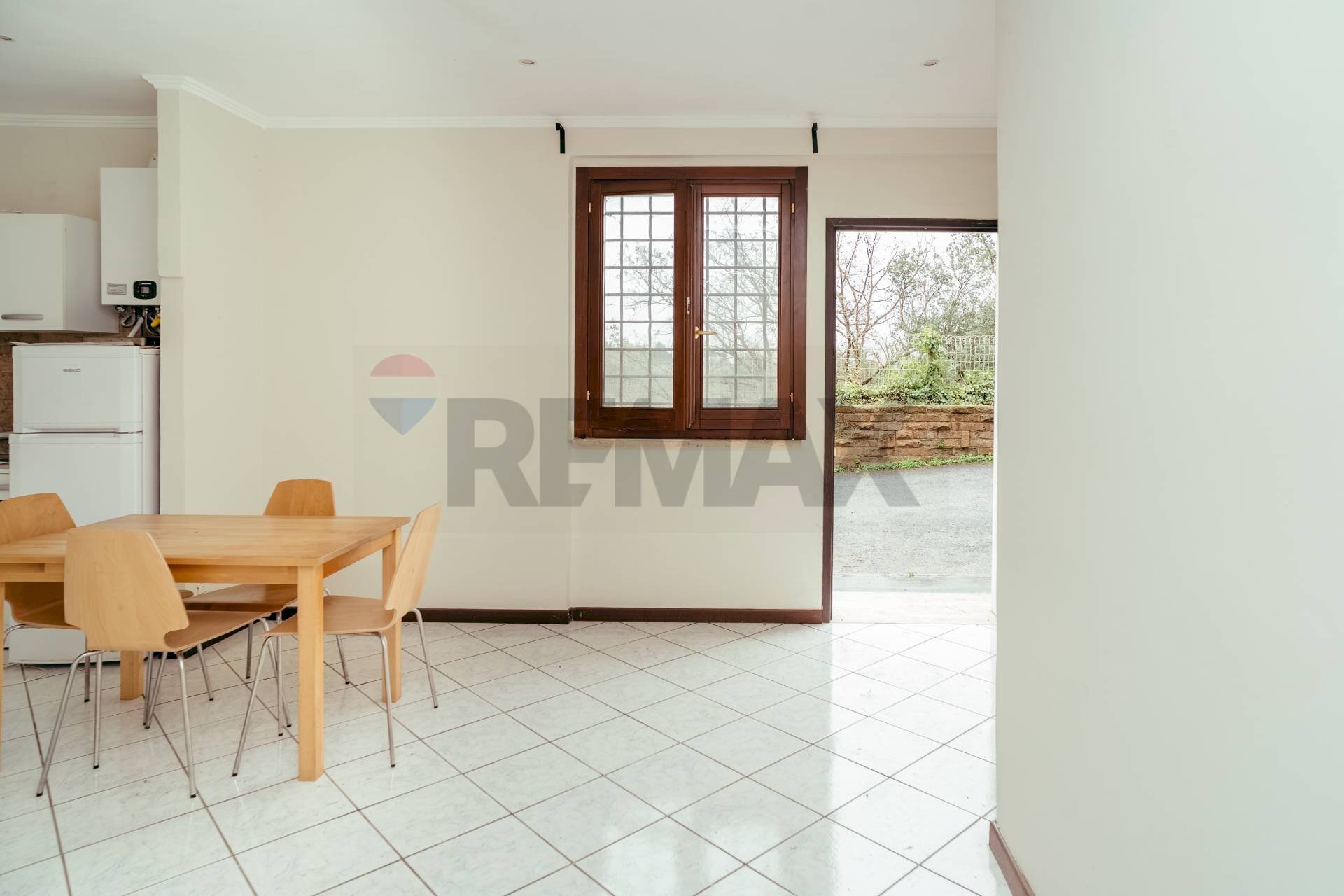 Sala da pranzo - Bilocale Via Cassia
 
1172, Roma - foto 2
