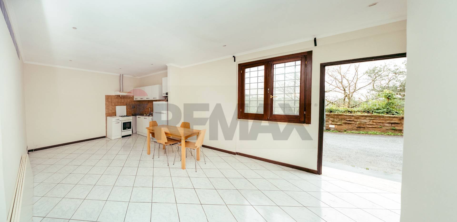 Sala da pranzo - Bilocale Via Cassia
 
1172, Roma - foto 1