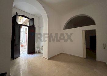 Stanza vuota - Ufficio VIA XXX GENNAIO
 
23, Trapani - foto 12