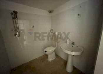 Bagno - Ufficio VIA XXX GENNAIO
 
23, Trapani - foto 37