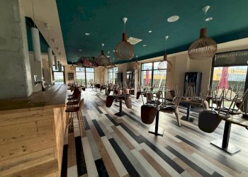 Foto 2 - Locale Commerciale Località Teppe
 
28, Quart - foto 2