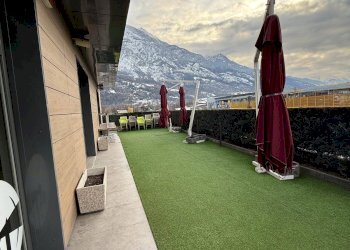 Foto 5 - Locale Commerciale Località Teppe
 
28, Quart - foto 5