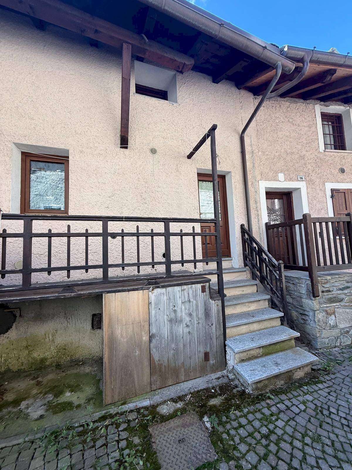 Foto 1 - Trilocale Località Extrapieraz, Brusson - foto 1