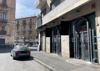 Foto 5 - Commercial Premises Via Teocrito
 
1, Catania - photo 5