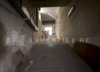 Foto 27 - Commercial Premises Via Teocrito
 
1, Catania - photo 27