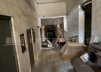 Foto 28 - Commercial Premises Via Teocrito
 
1, Catania - photo 28