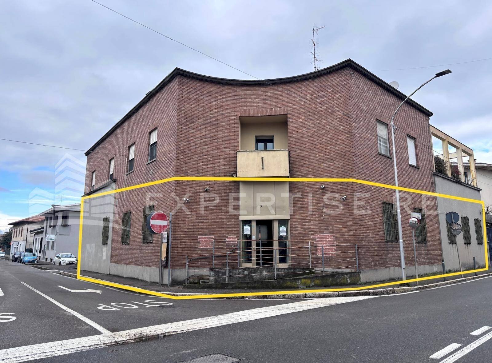 Foto 1 - Locale Commerciale Via Piave
 
1, Rovellasca - foto 1