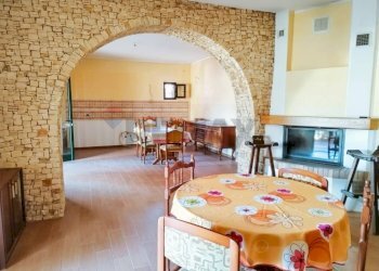 Sala da pranzo - Villa Sannicola - foto 6