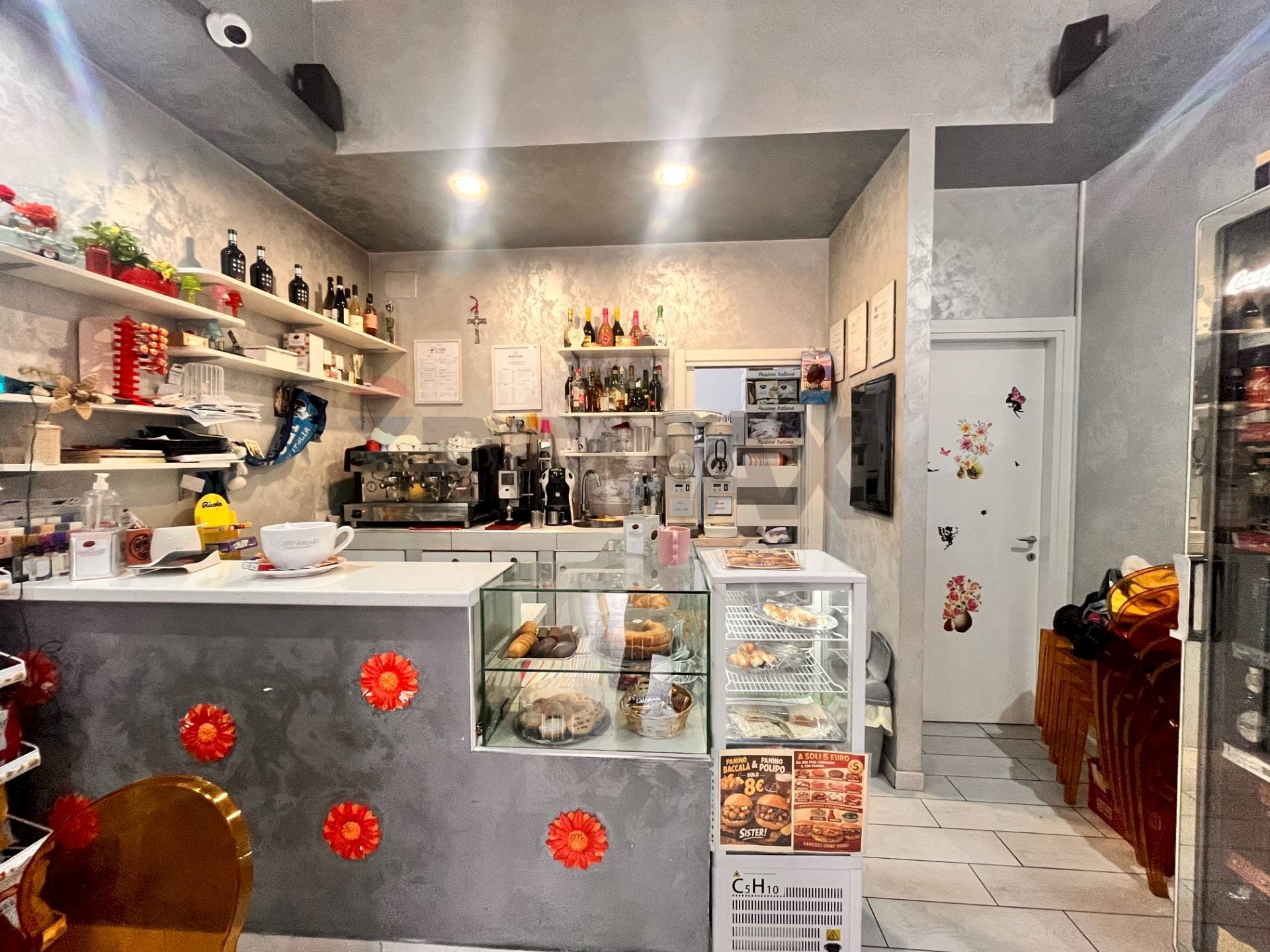 Cucina - Locale Commerciale Via Ugo Petrella
 
2, Campobasso - foto 1