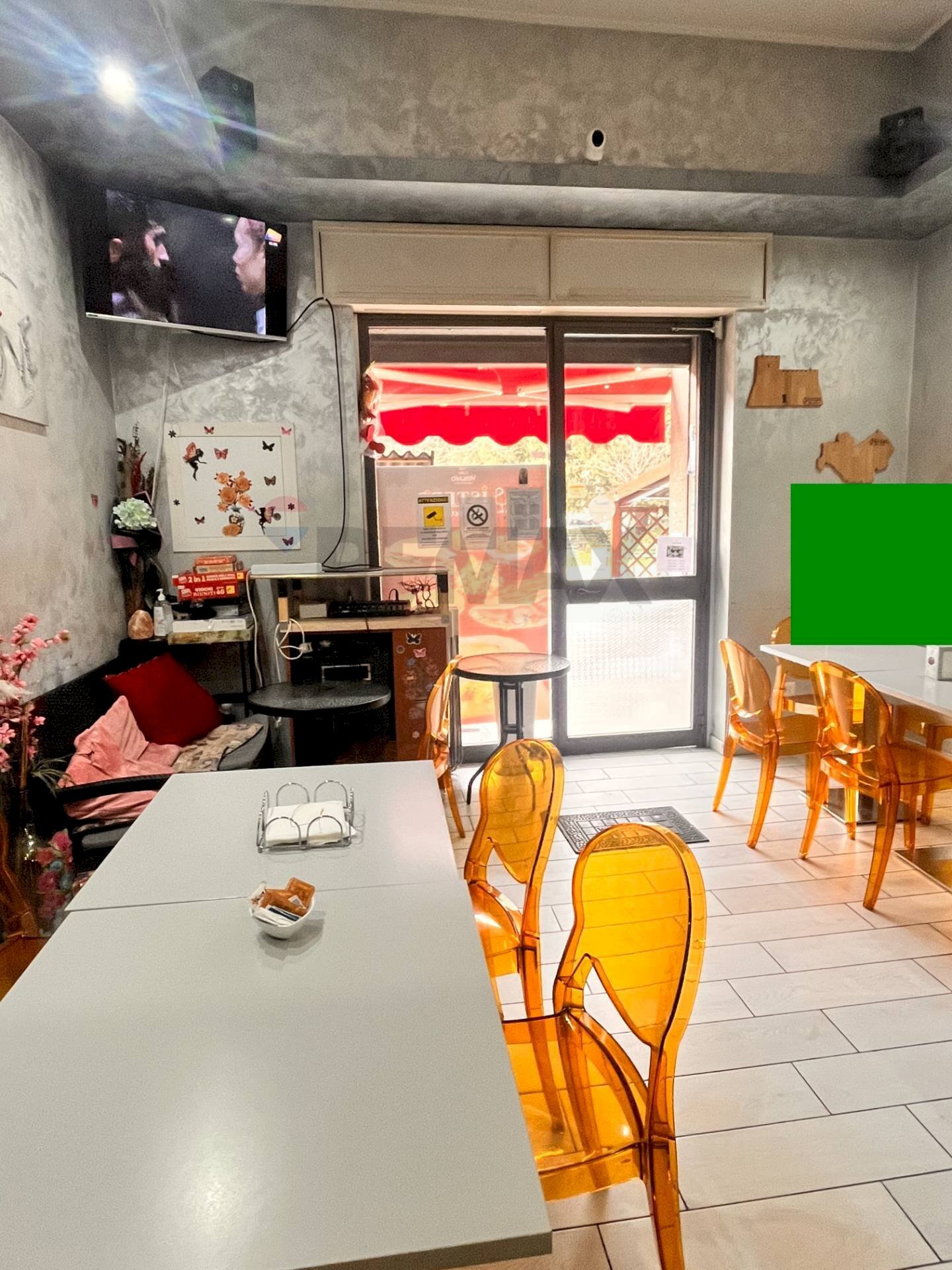 Sala da pranzo - Locale Commerciale Via Ugo Petrella
2, Campobasso - foto 2