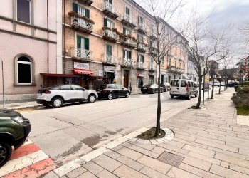 Edificio all\'aperto - Locale Commerciale Via Ugo Petrella
 
2, Campobasso - foto 14