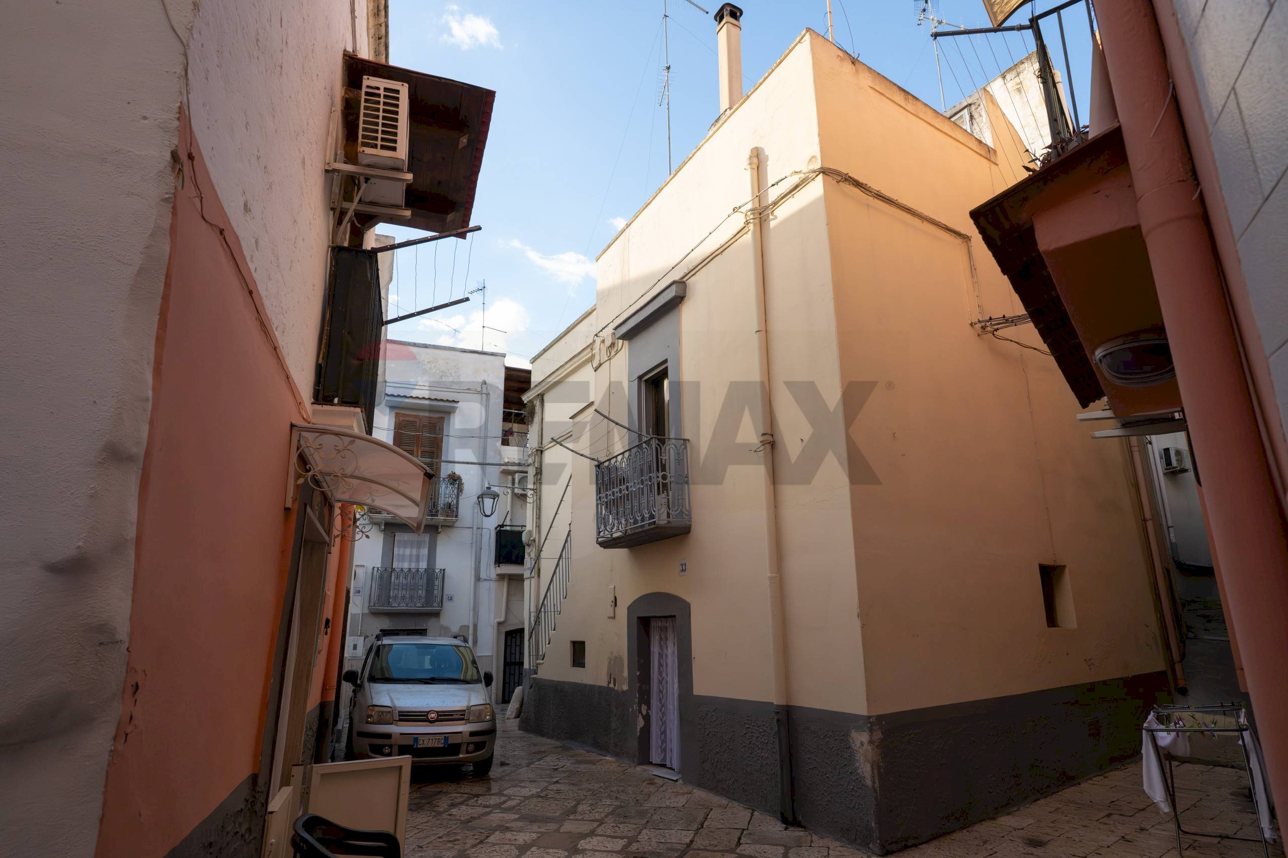 Edificio all\'aperto - Casa indipendente via regina marghetita
 
45, Bari - foto 1