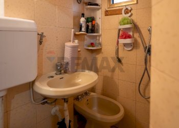 Bagno - Independent house via regina marghetita
 
45, Bari - photo 10