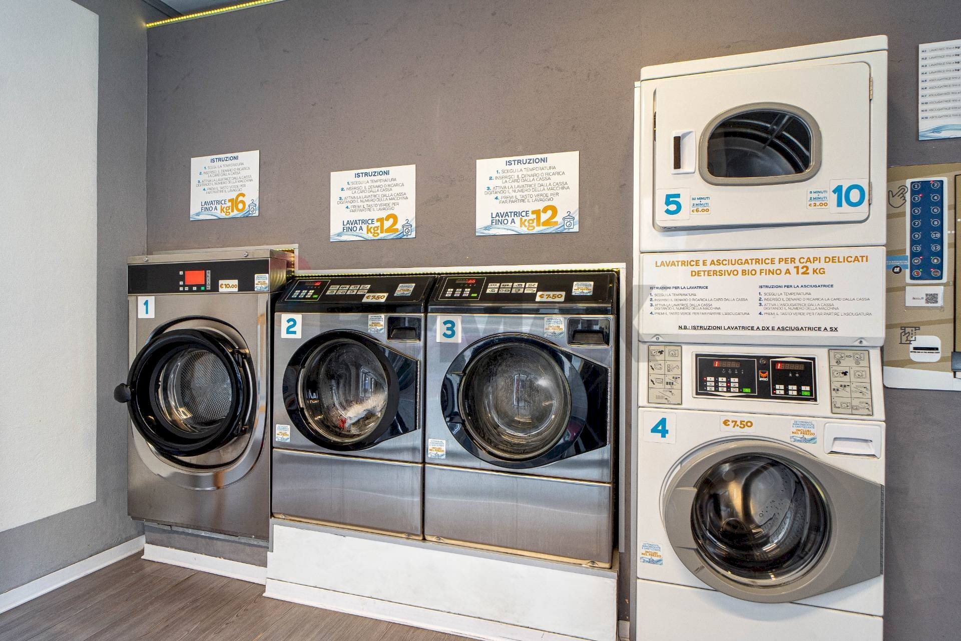 Lavanderia - Attività Commerciale strada imbriani
 
58, Parma - foto 3