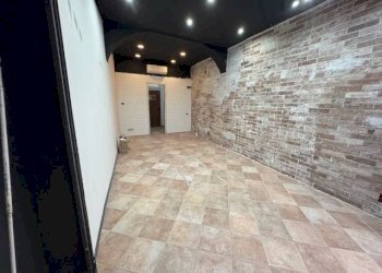 Foto 6 - Commercial Premises corso Carlo Alberto
 
36, Pavia - photo 6