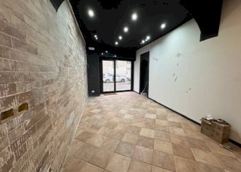 Foto 2 - Commercial Premises corso Carlo Alberto
 
36, Pavia - photo 2