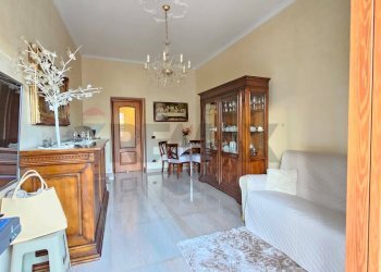 Sala da pranzo - Appartamento Napoli - foto 5