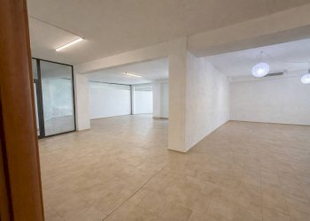 Foto 1 - Locale Commerciale Viale Belforte
 
178, Varese - foto 1