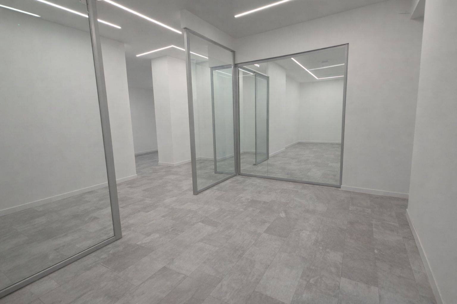 Foto 1 - Locale Commerciale Via Cavour, Varese - foto 1