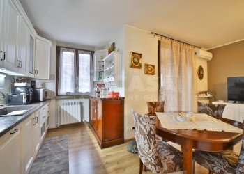 Foto 5 - Quadrilocale VIA BIFFI
 
1, Mezzago - foto 5